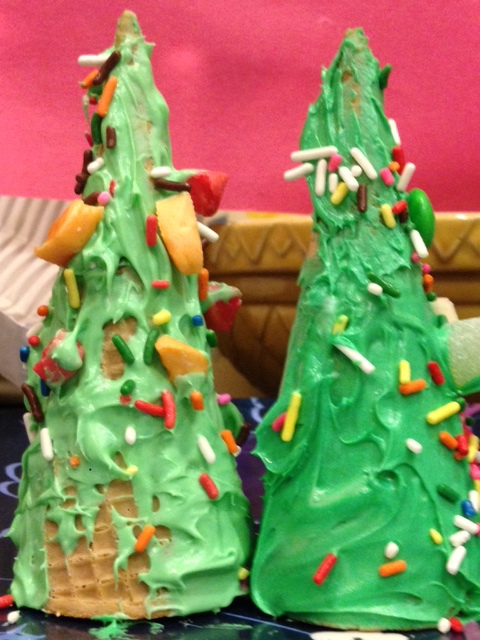 Xmas Trees from Cones 2013-12-13